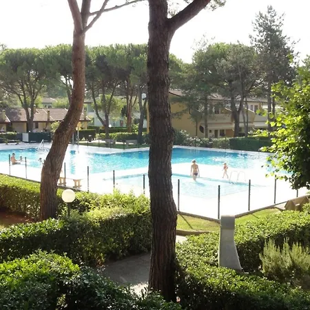 Villa House With Garden And Pool Access Bibione