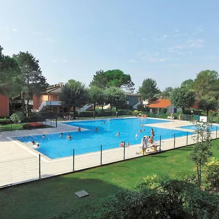 Villa House With Garden And Pool Access Bibione