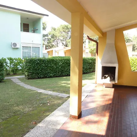 House With Garden And Pool Access *