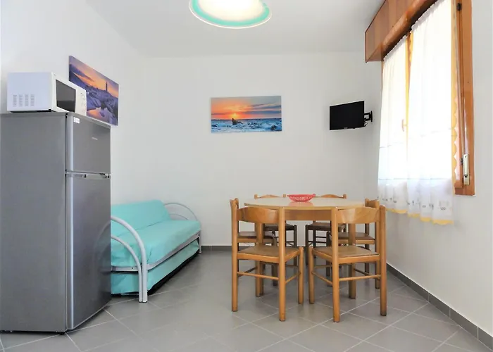 House With Garden And Pool Access Villa