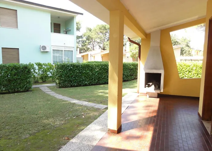 House With Garden And Pool Access *